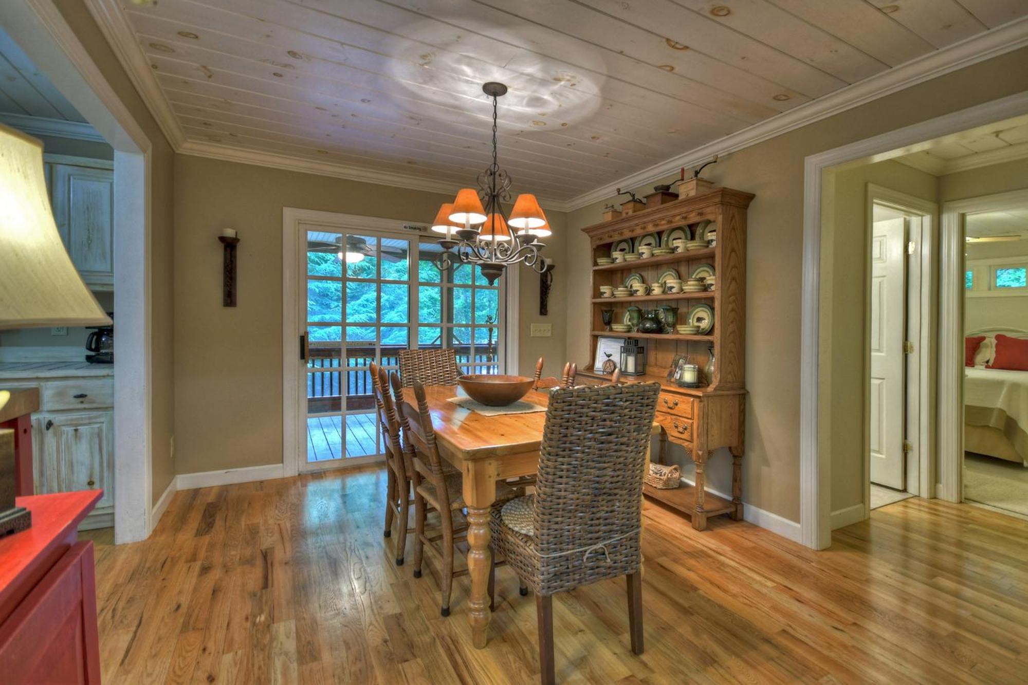 Southern Living Cottage Cozy Up By The Fire Relax On The Porch And Enjoy Peaceful Surroundings Blue Ridge Exterior photo